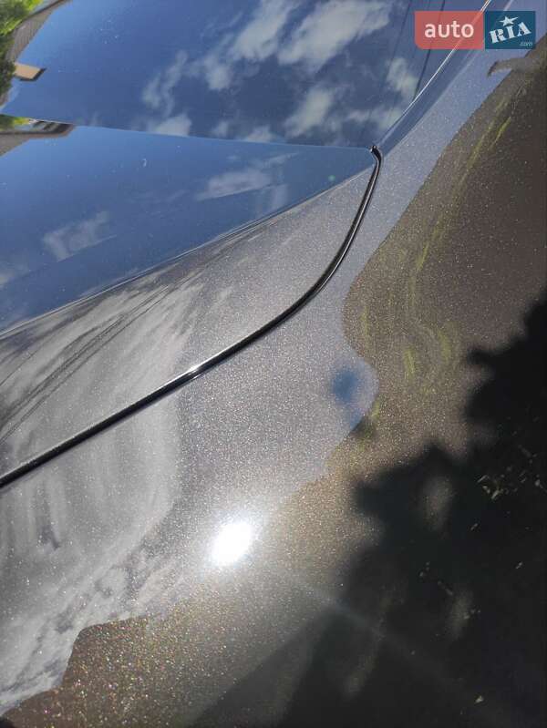 Седан Audi A8 2013 в Киеве