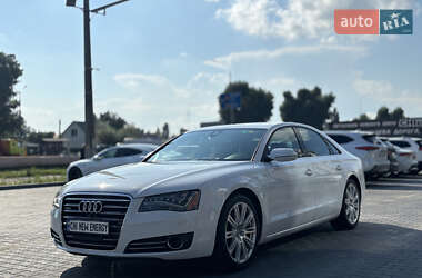Седан Audi A8 2013 в 
