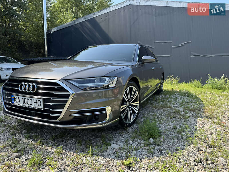 Седан Audi A8 2017 в Киеве