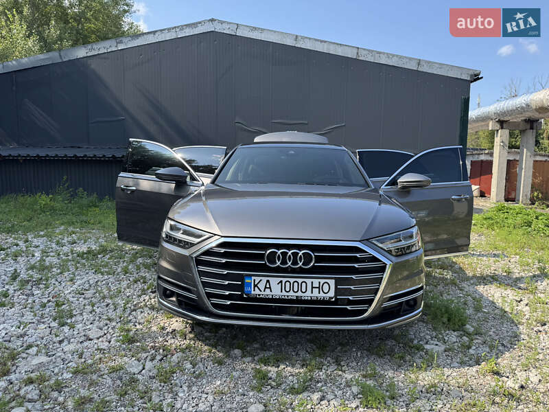 Седан Audi A8 2017 в Киеве