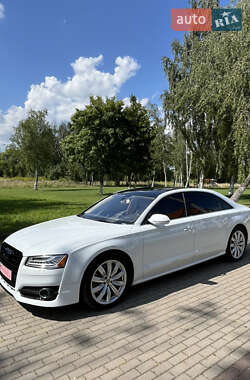 Седан Audi A8 2016 в 