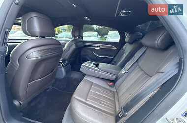 Седан Audi A8 2021 в 