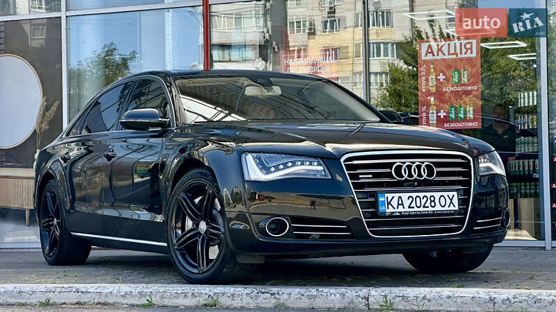 Седан Audi A8 2013 в 