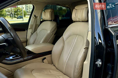 Седан Audi A8 2013 в 