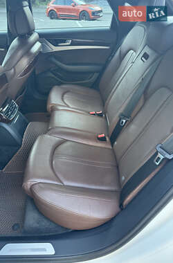 Седан Audi A8 2012 в 