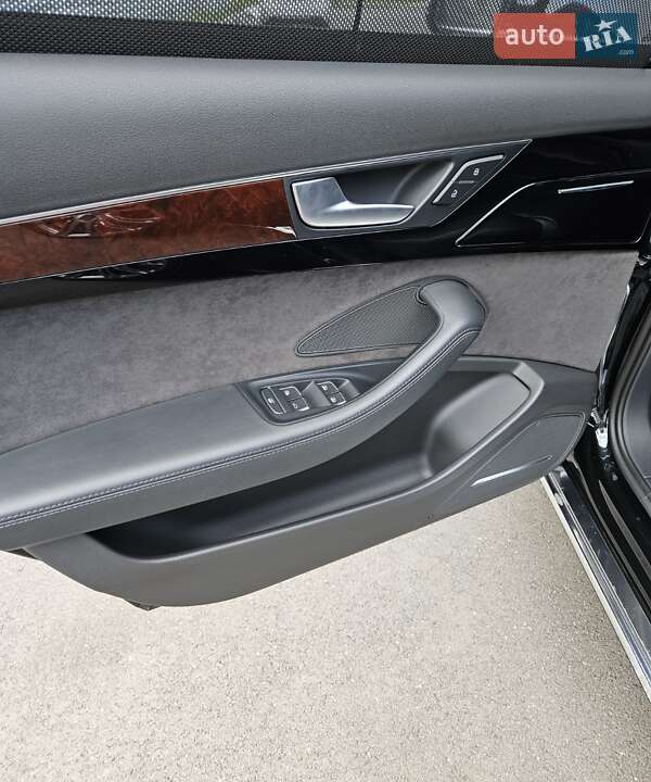 Седан Audi A8 2013 в Харькове фото 20 Седан Audi A8 2013 в Харькове