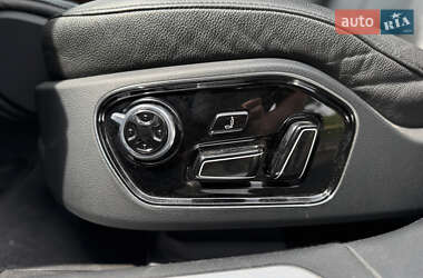 Седан Audi A8 2014 в 