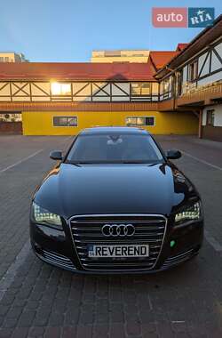 Седан Audi A8 2011 в Львові