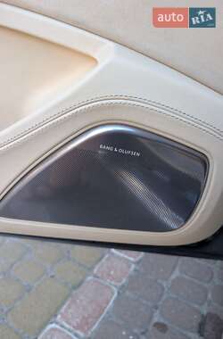 Седан Audi A8 2011 в 