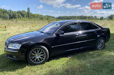 Седан Audi A8 2004 в Ракитном