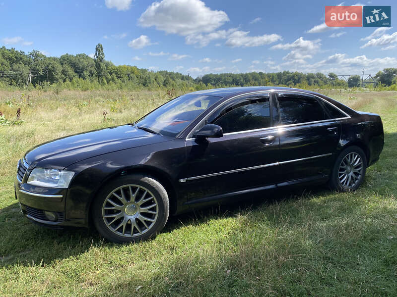 Audi A8 2004