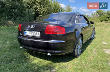 Седан Audi A8 2004 в 