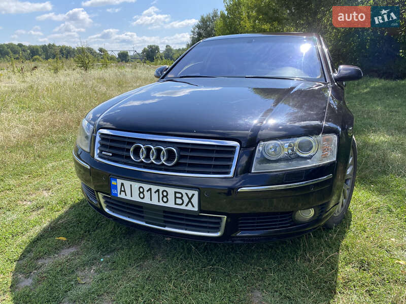 Седан Audi A8 2004 в Ракитном