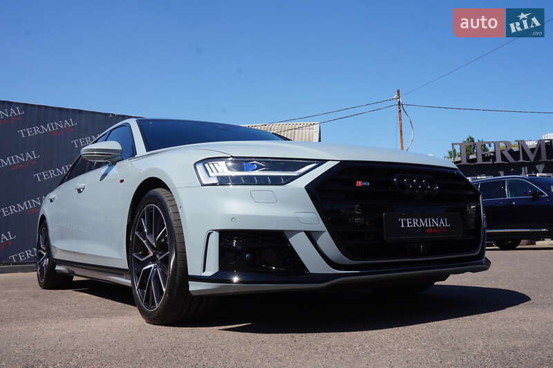 Седан Audi A8 2021 в Одессе