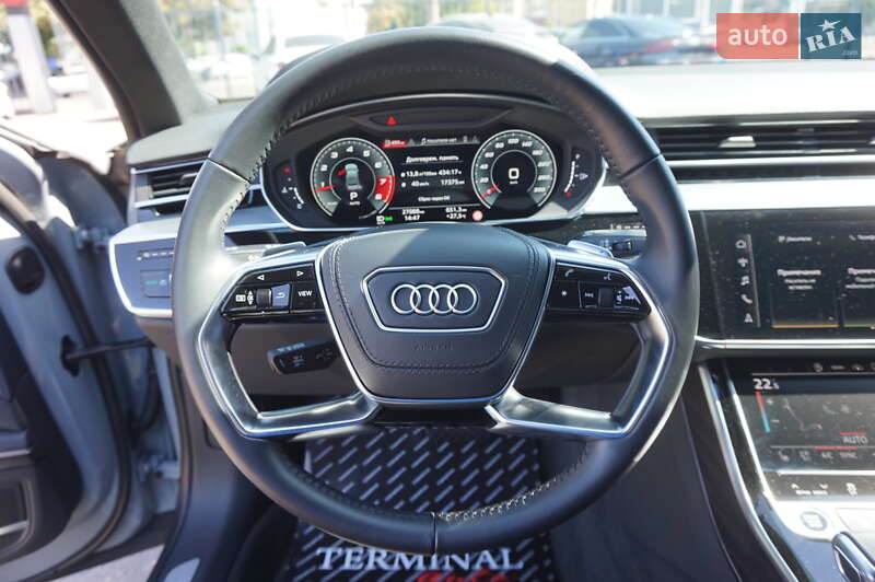 Седан Audi A8 2021 в Одессе