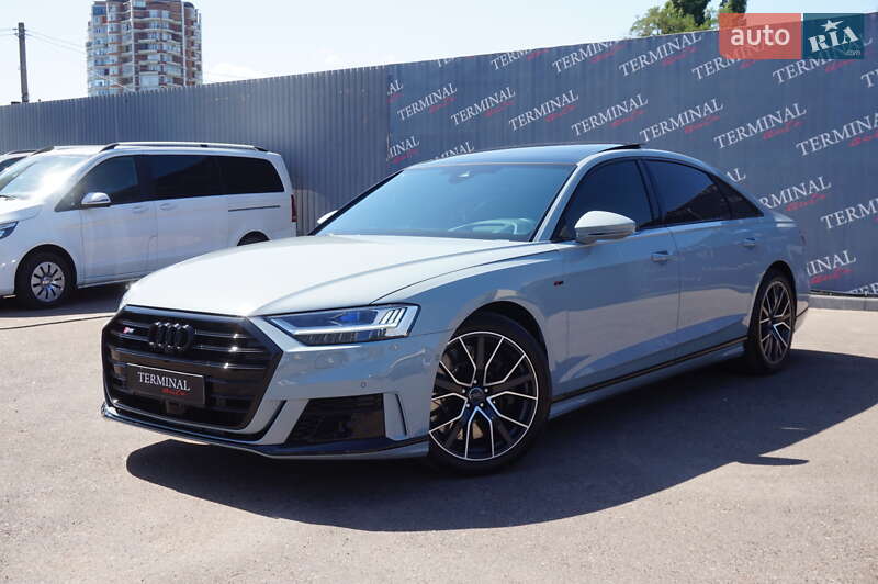 Седан Audi A8 2021 в Одессе