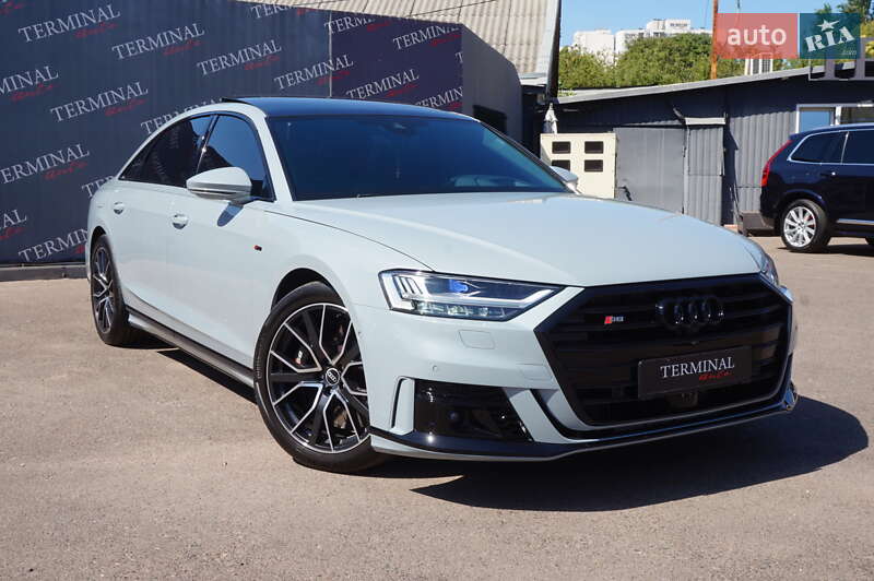 Седан Audi A8 2021 в Одессе