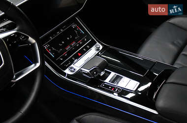 Седан Audi A8 2021 в 