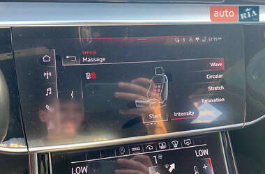 Седан Audi A8 2020 в 