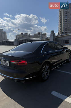 Седан Audi A8 2013 в 