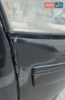 Седан Audi A8 2005 в Днепре