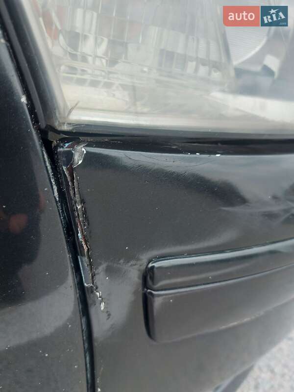 Седан Audi A8 2005 в Днепре