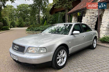 Седан Audi A8 2001 в 