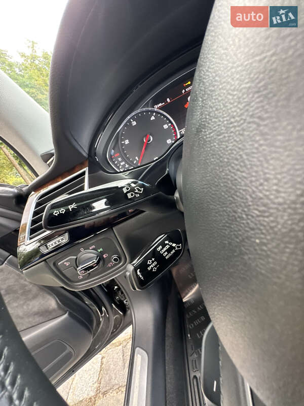 Седан Audi A8 2017 в Киеве