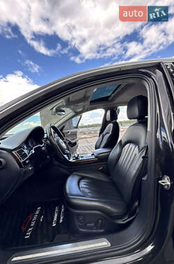 Седан Audi A8 2017 в 