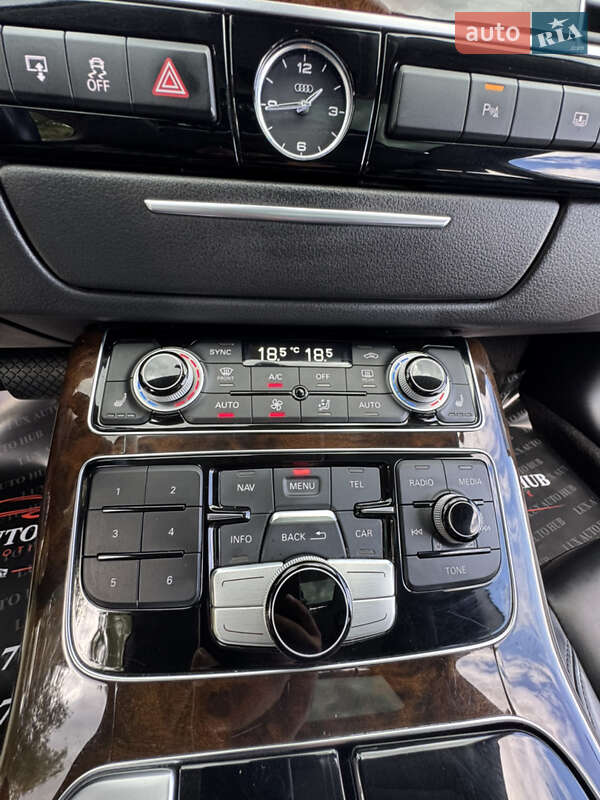 Седан Audi A8 2017 в Киеве