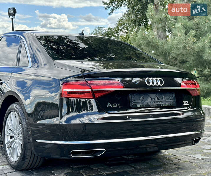 Седан Audi A8 2017 в Киеве