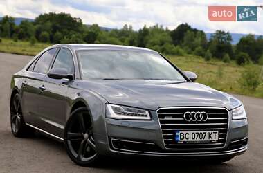 Седан Audi A8 2015 в Дрогобыче
