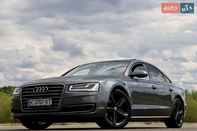 Седан Audi A8 2015 в Дрогобичі