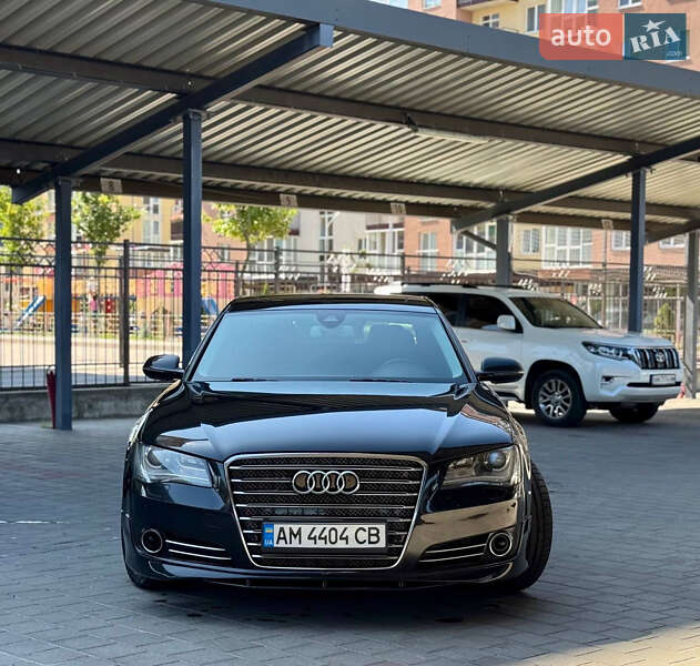 Седан Audi A8 2011 в Житомире