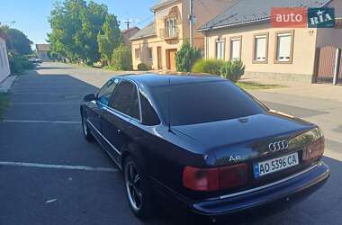 Седан Audi A8 1998 в 