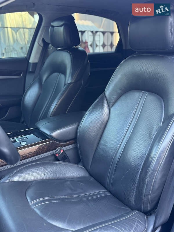 Седан Audi A8 2010 в Лубнах фото 23 Седан Audi A8 2010 в Лубнах