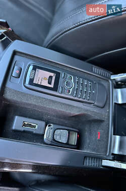 Седан Audi A8 2010 в 