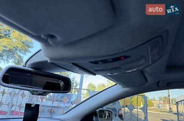 Седан Audi A8 2010 в 
