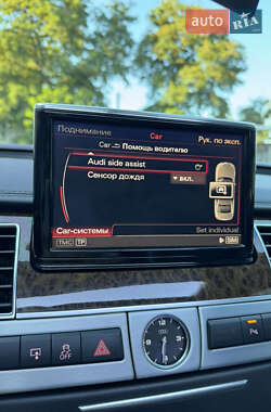 Седан Audi A8 2010 в 