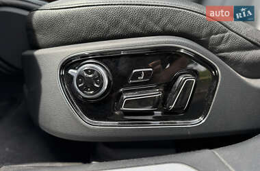 Седан Audi A8 2014 в 
