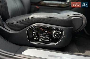 Седан Audi A8 2014 в 