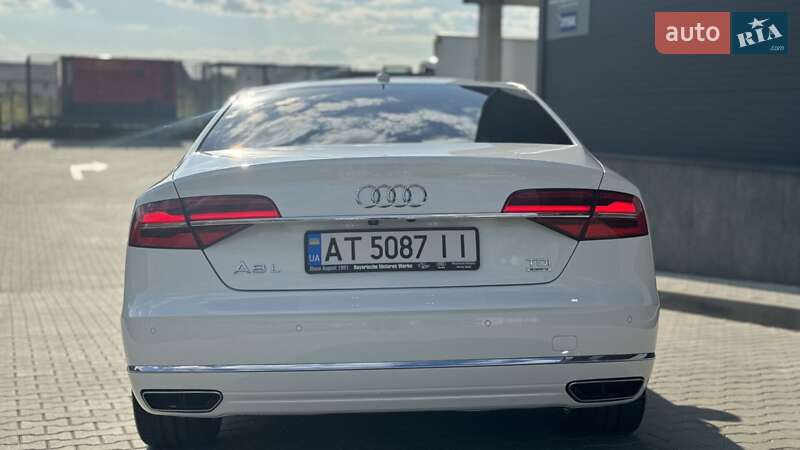 Седан Audi A8 2014 в Ивано-Франковске