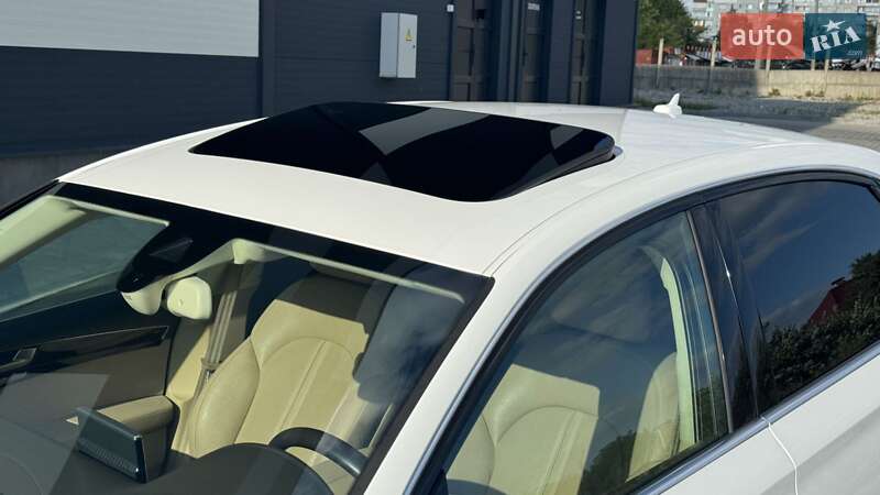 Седан Audi A8 2014 в Ивано-Франковске