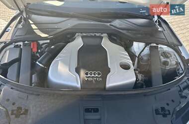 Седан Audi A8 2014 в Ивано-Франковске