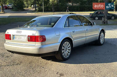 Седан Audi A8 1999 в 