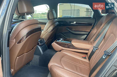 Седан Audi A8 2011 в 