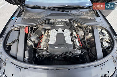 Седан Audi A8 2012 в 