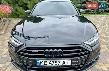 Седан Audi A8 2018 в 