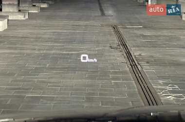 Седан Audi A8 2022 в Киеве