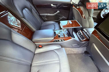 Седан Audi A8 2013 в 